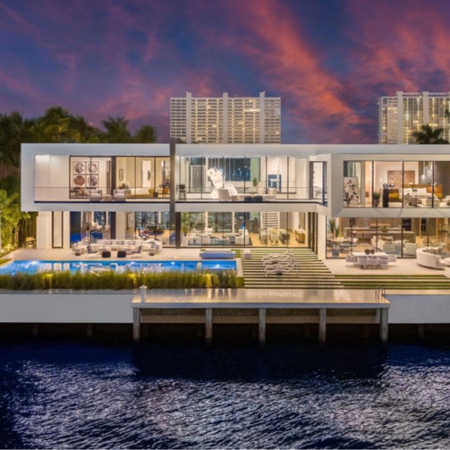 Secret Lives of the Super Rich | CNBC Prime